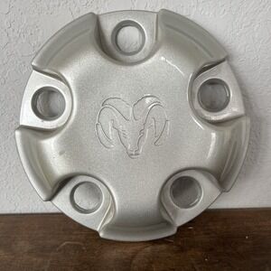 2002 2012 OEM Dodge Ram 1500 Wheel Center Hub Cap 5HC16TRMAC‎ Silver